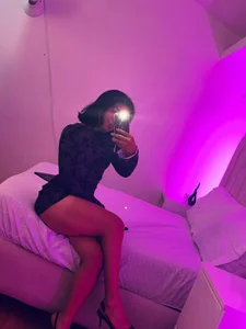 SweetKata_のBeautiful and sexy Mia❤️‍🔥の 2枚の写真