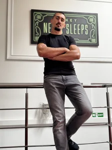 GradyCruz Public Billede 2