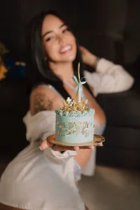 Godess_Scarlett77 🔥 Today it’s my birthday… will you give me my gift?🎈 Foto
