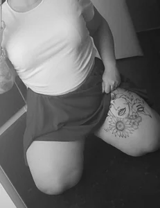 SienaSerpente in clothes Billede 2