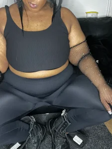 All black od CurvySashia  2 snímek