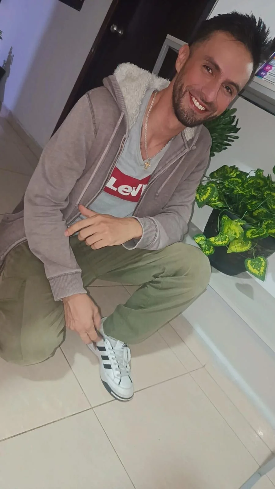 Ảnh Thịnh Hành của KingOfTemptation 7889