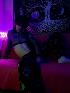 stefannoir4u Rebel Glitch Load Pic 4