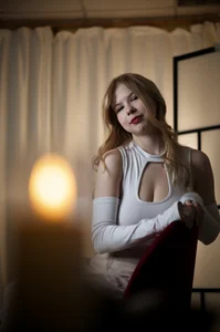 LynetHakes hot photo shoot Pic 2