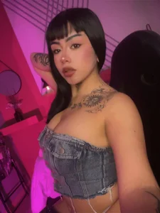 Meivis_XXX kullanıcısının Public albümü -  4 fotoğraf