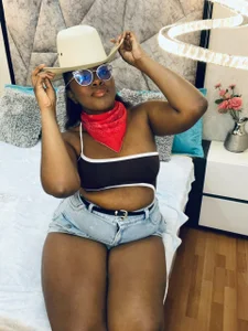 ZoeBrowns your favorite cowgirl Pic 2