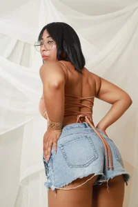 KarlieMoore White dream slika 6