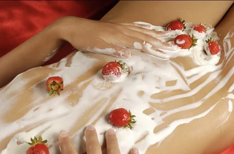 SweetYoungs_: 🤤 ( фото)