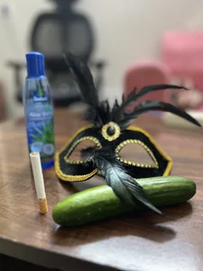 Sexy_Ahana 🍆Cucumber Mask 😷 oil 😋🫣 Pic