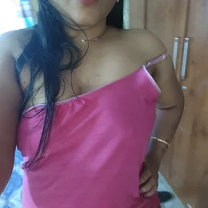 Public de Anusri_359359  6 photos