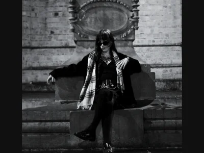 bathory_vamps Yes, I am a sexy dollYes, I am a sexy doll Foto 5