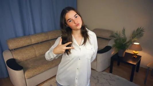 CathrynDail Public Immagine  3