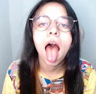 happy od Maggie_Fox3  6 snímek