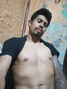 Menpolla_hot Public  4. fénykép