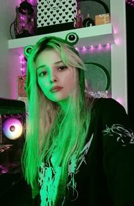 DittyKittys 🐸 froggy outfit 🐸 sexfoto 5