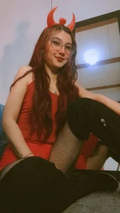 Emma_belley Public slika 3