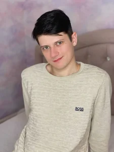 Allert_: hi guys😋 ( 3 фото)