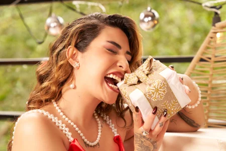 nini_love01Lace, pearls and Christmas wishes ✨🎁 Bild