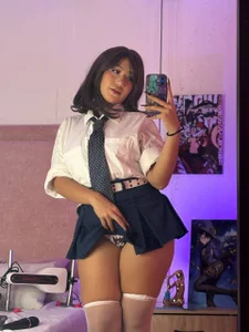 IzumoMiyu Schoolgirl Pic 2