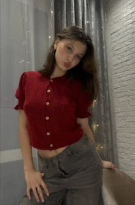 LouiseChavez weekdays Hình 3