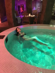 KatTheQueen Public Pic 2