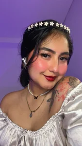 zakura_aniia My sweetest side 🧁💋 Foto 2