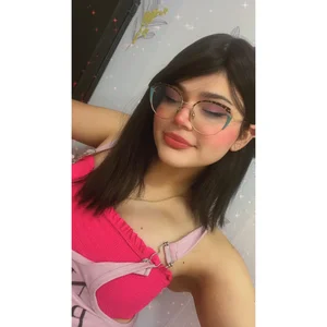 dayis_butera: 💗cute girl 🍬 ( 2 фото)
