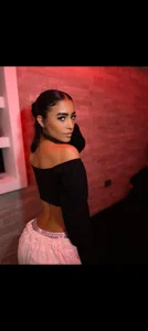 Emma_vega_ Public Pic