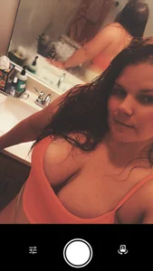 KSQUEEN: a little peek ( 5 фото)