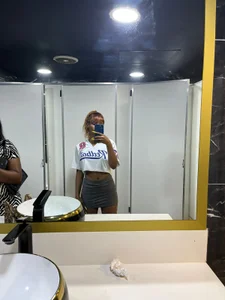 TittyPops Public Pic 2