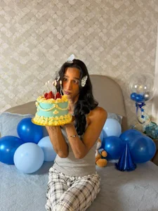 skyyfoxpraga Happy birthday to me. 🎉🥳🩷 Immagine  6