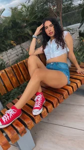 KataCollinsxx kata in the mall Pic