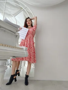 Iren Iren pure flower, sweet like a kitten shene like a sun adorable like a real woman Immagine 