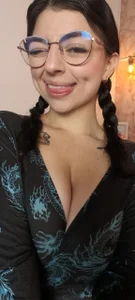 anntonella_watsonのTemptress 😈の 3枚の写真