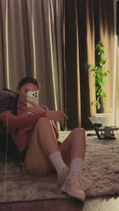 Luna_Raee sport Pic 2