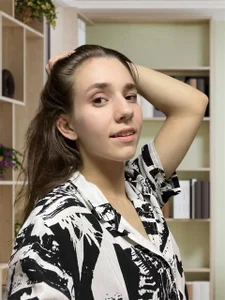 PetraHambelton Undone threads 🧵 Pic 4