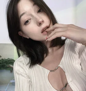 Hanako_Rey Public Immagine 