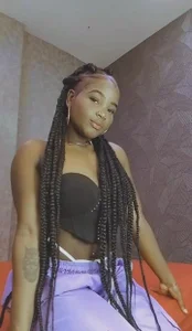 IrisHerrera_ Do you want me on ur bed? Immagine  3