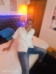 albert_guzmann Public Pic 3