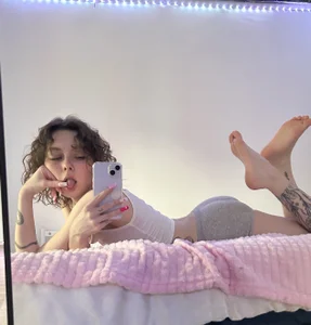 SlunkRear My bed and my body Poză 3