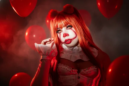 Lizzie-Evans A LITTLE MORE HALLOWEEN 😈 Pic 5