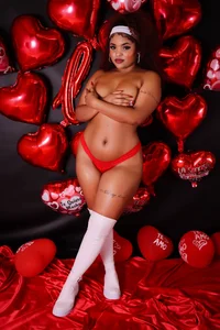 jones_maddy_ welcome valentine 💘 Pic 5