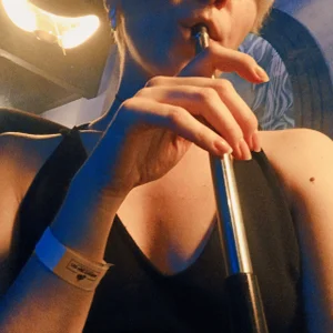 BethanyCloud I'll blow some smoke Poză