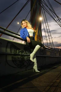 JennyRouse01のone night in medellinの枚の写真