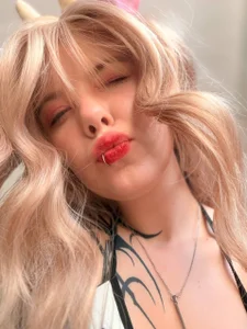 MadalynNosel <3 Pic 4