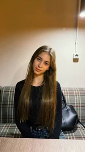 Julie_Castle Public Pic 4