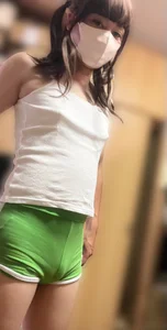 yui-072 Public Pic 4