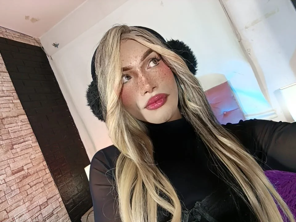 صور kitty_queen10 الرائجة  5213