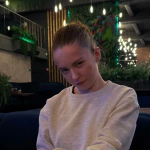 KristineValbuena Public Poză 3