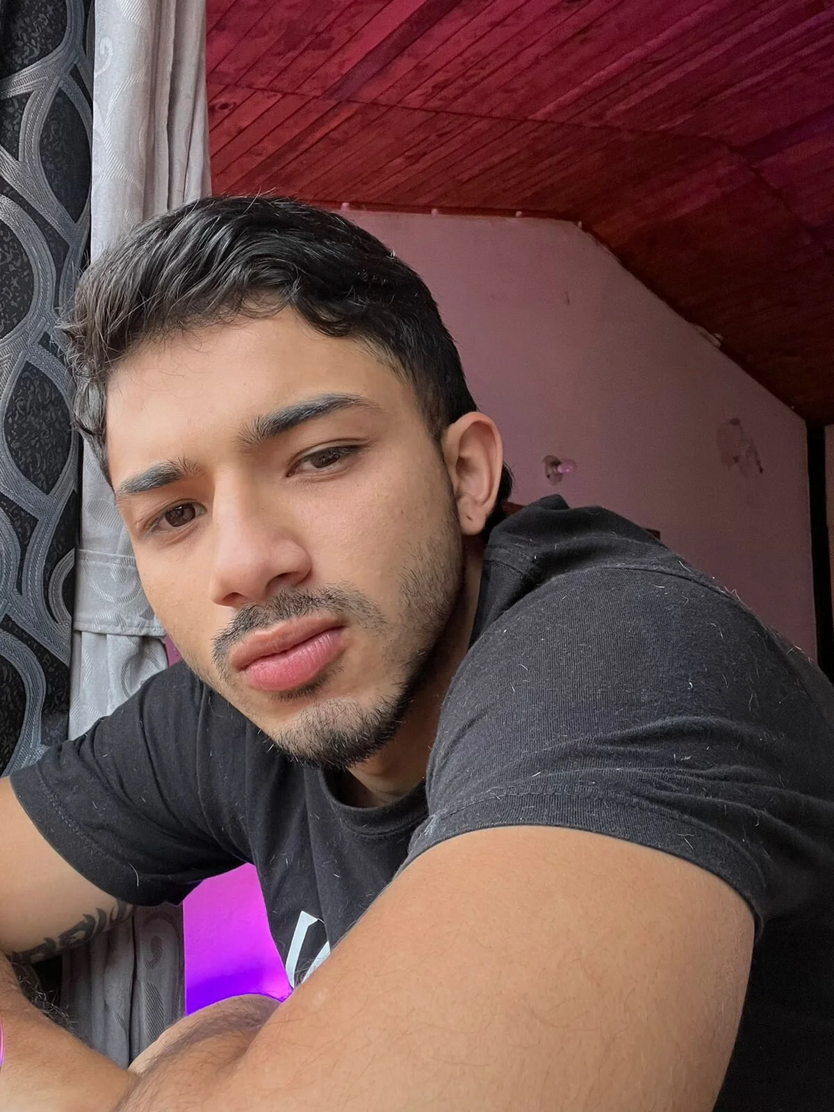 ArturoCardona_ Gambar Trending 9556